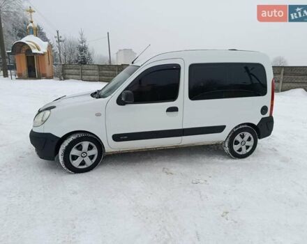 Белый Рено Кенгу, объемом двигателя 1.46 л и пробегом 195 тыс. км за 4850 $, фото 1 на Automoto.ua