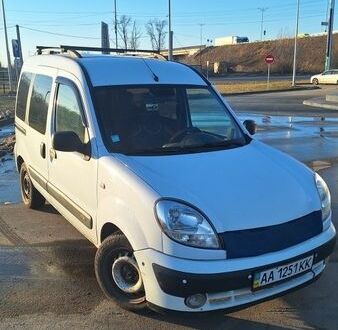 Белый Рено Кенгу, объемом двигателя 1.5 л и пробегом 337 тыс. км за 4500 $, фото 1 на Automoto.ua