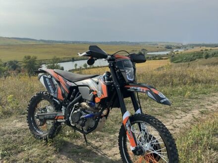 Белый Рено Кенгу, объемом двигателя 1.46 л и пробегом 350 тыс. км за 3050 $, фото 1 на Automoto.ua
