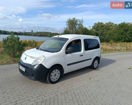 Білий Рено Кєнгу, об'ємом двигуна 1.46 л та пробігом 372 тис. км за 4350 $, фото 1 на Automoto.ua