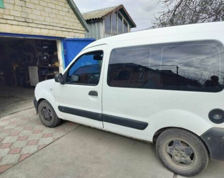 Білий Рено Кєнгу, об'ємом двигуна 1.5 л та пробігом 200 тис. км за 4500 $, фото 1 на Automoto.ua