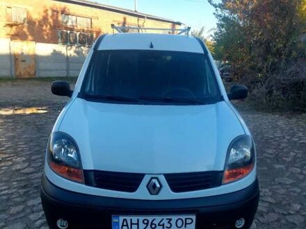 Рено Кенгу 2008 в Каменке на Automoto.ua Белый Рено Кенгу, объемом двигателя 1.5 л и пробегом 300 тыс. км за 4200 $, фото 1 на Automoto.ua