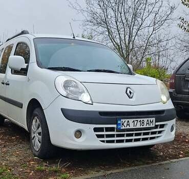 Белый Рено Кенгу, объемом двигателя 1.6 л и пробегом 174 тыс. км за 5500 $, фото 1 на Automoto.ua