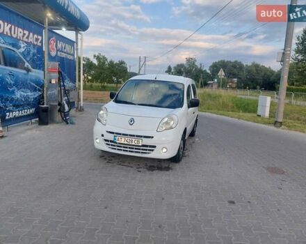 Білий Рено Кєнгу, об'ємом двигуна 1.5 л та пробігом 228 тис. км за 4800 $, фото 1 на Automoto.ua