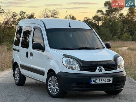 Білий Рено Кєнгу, об'ємом двигуна 1.46 л та пробігом 348 тис. км за 4500 $, фото 1 на Automoto.ua