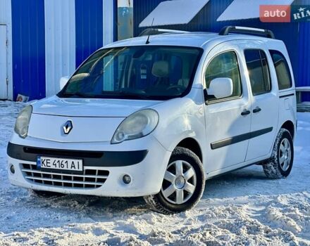 Білий Рено Кєнгу, об'ємом двигуна 1.5 л та пробігом 220 тис. км за 6100 $, фото 1 на Automoto.ua