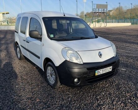 Білий Рено Кєнгу, об'ємом двигуна 1.5 л та пробігом 300 тис. км за 4600 $, фото 1 на Automoto.ua