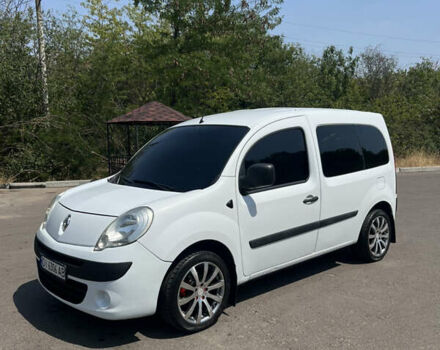 Белый Рено Кенгу, объемом двигателя 1.5 л и пробегом 206 тыс. км за 6000 $, фото 1 на Automoto.ua
