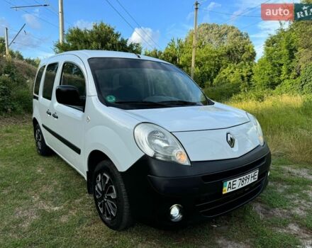 Білий Рено Кєнгу, об'ємом двигуна 1.46 л та пробігом 360 тис. км за 5300 $, фото 1 на Automoto.ua