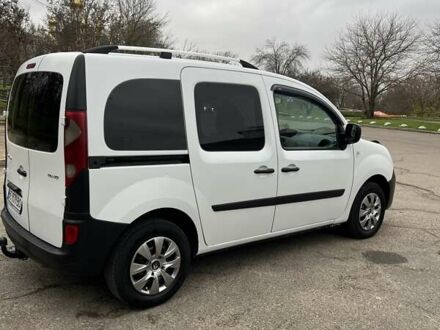 Белый Рено Кенгу, объемом двигателя 1.46 л и пробегом 280 тыс. км за 5250 $, фото 1 на Automoto.ua