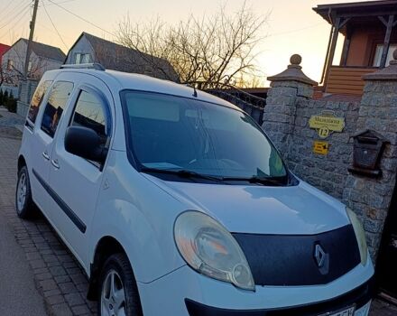 Белый Рено Кенгу, объемом двигателя 1.5 л и пробегом 114 тыс. км за 5000 $, фото 1 на Automoto.ua