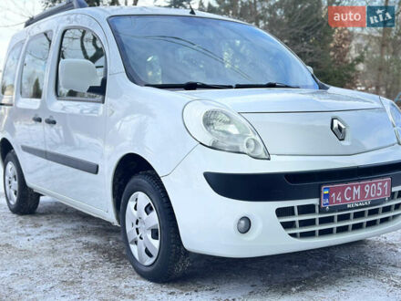 Білий Рено Кєнгу, об'ємом двигуна 1.5 л та пробігом 220 тис. км за 7400 $, фото 1 на Automoto.ua