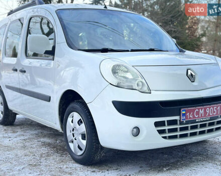 Білий Рено Кєнгу, об'ємом двигуна 1.5 л та пробігом 220 тис. км за 7400 $, фото 1 на Automoto.ua