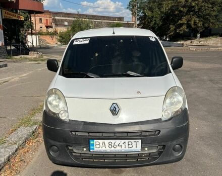Белый Рено Кенгу, объемом двигателя 1.46 л и пробегом 322 тыс. км за 5500 $, фото 1 на Automoto.ua