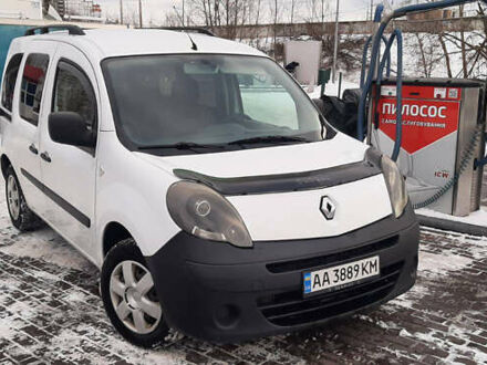 Рено Кенгу 2009 в Киеве на Automoto.ua Белый Рено Кенгу, объемом двигателя 1.5 л и пробегом 494 тыс. км за 6700 $, фото 1 на Automoto.ua