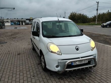 Рено Кенгу 2010 в Новояворовск на Automoto.ua Белый Рено Кенгу, объемом двигателя 1.5 л и пробегом 258 тыс. км за 6000 $, фото 1 на Automoto.ua