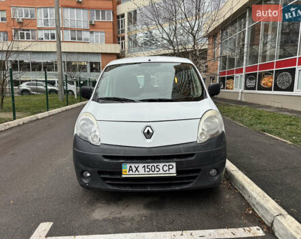 Білий Рено Кєнгу, об'ємом двигуна 1.5 л та пробігом 260 тис. км за 4500 $, фото 1 на Automoto.ua