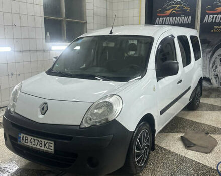 Белый Рено Кенгу, объемом двигателя 1.46 л и пробегом 257 тыс. км за 6650 $, фото 1 на Automoto.ua