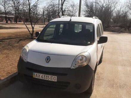 Рено Кенгу 2010 в Харькове на Automoto.ua Белый Рено Кенгу, объемом двигателя 1.46 л и пробегом 264 тыс. км за 5500 $, фото 1 на Automoto.ua
