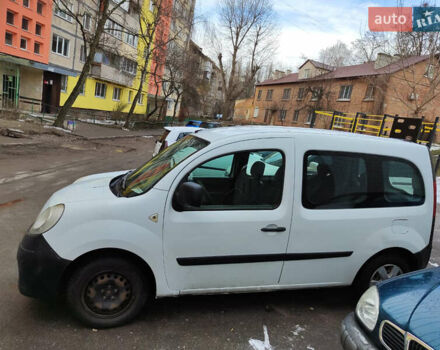 Белый Рено Кенгу, объемом двигателя 1.5 л и пробегом 265 тыс. км за 5300 $, фото 1 на Automoto.ua