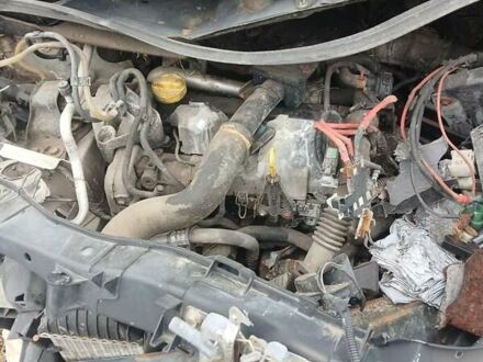 Белый Рено Кенгу, объемом двигателя 1.5 л и пробегом 215 тыс. км за 1700 $, фото 1 на Automoto.ua