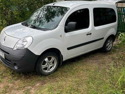 Білий Рено Кєнгу, об'ємом двигуна 1.5 л та пробігом 36000 тис. км за 6000 $, фото 1 на Automoto.ua