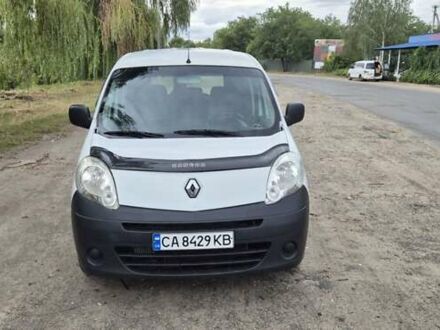 Рено Кєнгу 2011 у Савране на Automoto.ua Білий Рено Кєнгу, об'ємом двигуна 1.5 л та пробігом 271 тис. км за 5500 $, фото 1 на Automoto.ua