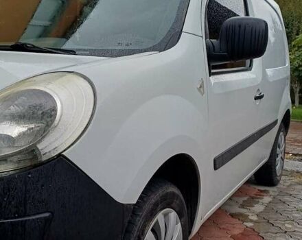 Білий Рено Кєнгу, об'ємом двигуна 1.5 л та пробігом 132 тис. км за 8000 $, фото 1 на Automoto.ua