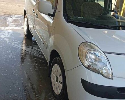 Білий Рено Кєнгу, об'ємом двигуна 1.6 л та пробігом 177 тис. км за 8450 $, фото 1 на Automoto.ua