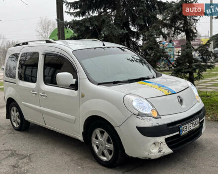 Белый Рено Кенгу, объемом двигателя 1.5 л и пробегом 329 тыс. км за 5199 $, фото 1 на Automoto.ua