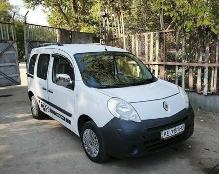 Білий Рено Кєнгу, об'ємом двигуна 1.5 л та пробігом 206 тис. км за 6517 $, фото 1 на Automoto.ua