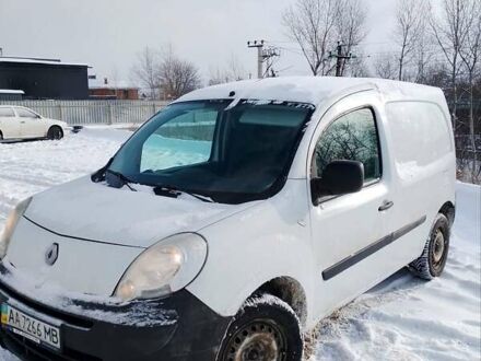 Белый Рено Кенгу, объемом двигателя 1.6 л и пробегом 262 тыс. км за 4800 $, фото 1 на Automoto.ua