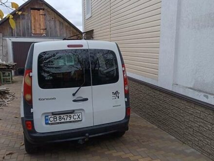 Рено Кєнгу 2011 у Чернігові на Automoto.ua Білий Рено Кєнгу, об'ємом двигуна 1.5 л та пробігом 240 тис. км за 4500 $, фото 1 на Automoto.ua