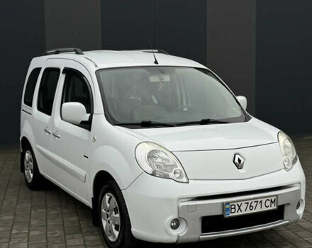 Белый Рено Кенгу, объемом двигателя 1.5 л и пробегом 270 тыс. км за 6499 $, фото 1 на Automoto.ua