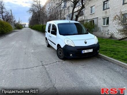 Білий Рено Кєнгу, об'ємом двигуна 1.5 л та пробігом 338 тис. км за 5700 $, фото 1 на Automoto.ua