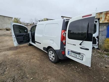 Рено Кенгу 2012 в Томашполе на Automoto.ua Белый Рено Кенгу, объемом двигателя 0 л и пробегом 62 тыс. км за 6000 $, фото 1 на Automoto.ua