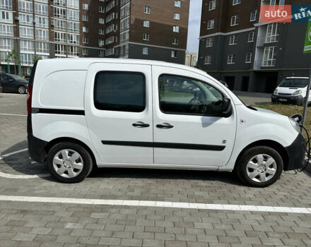 Белый Рено Кенгу, объемом двигателя 0 л и пробегом 105 тыс. км за 5890 $, фото 1 на Automoto.ua