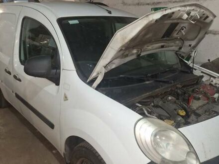 Білий Рено Кєнгу, об'ємом двигуна 1.46 л та пробігом 520 тис. км за 3300 $, фото 1 на Automoto.ua