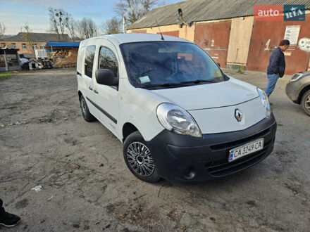 Рено Кенгу 2012 в Тальном на Automoto.ua Белый Рено Кенгу, объемом двигателя 1.5 л и пробегом 250 тыс. км за 6450 $, фото 1 на Automoto.ua