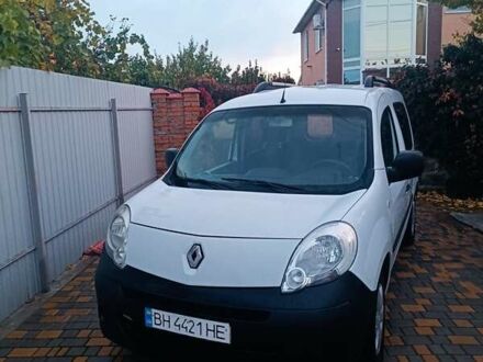 Белый Рено Кенгу, объемом двигателя 1.5 л и пробегом 357 тыс. км за 6200 $, фото 1 на Automoto.ua