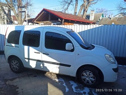 Рено Кенгу 2012 в Житомире на Automoto.ua Белый Рено Кенгу, объемом двигателя 1.5 л и пробегом 190 тыс. км за 6900 $, фото 1 на Automoto.ua