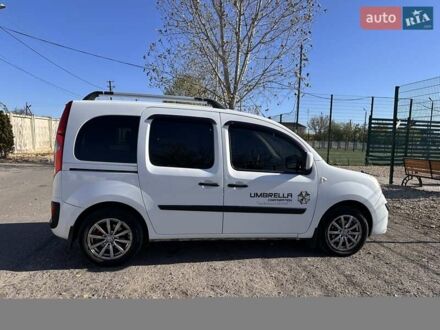 Белый Рено Кенгу, объемом двигателя 1.46 л и пробегом 243 тыс. км за 8600 $, фото 1 на Automoto.ua