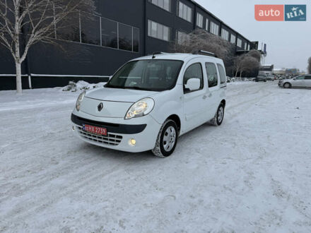 Белый Рено Кенгу, объемом двигателя 1.6 л и пробегом 89 тыс. км за 9000 $, фото 1 на Automoto.ua