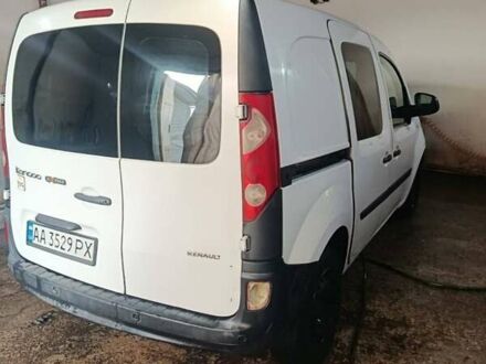 Білий Рено Кєнгу, об'ємом двигуна 1.5 л та пробігом 300 тис. км за 4500 $, фото 1 на Automoto.ua