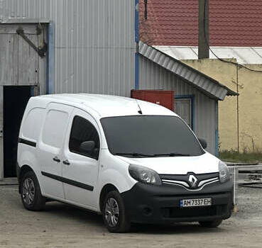 Рено Кєнгу 2013 у Житомирі на Automoto.ua Білий Рено Кєнгу, об'ємом двигуна 1.5 л та пробігом 311 тис. км за 5200 $, фото 1 на Automoto.ua