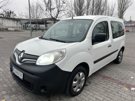 Білий Рено Кєнгу, об'ємом двигуна 1.5 л та пробігом 312 тис. км за 8600 $, фото 1 на Automoto.ua