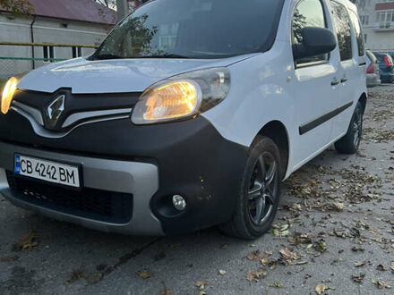 Білий Рено Кєнгу, об'ємом двигуна 1.46 л та пробігом 207 тис. км за 7350 $, фото 1 на Automoto.ua