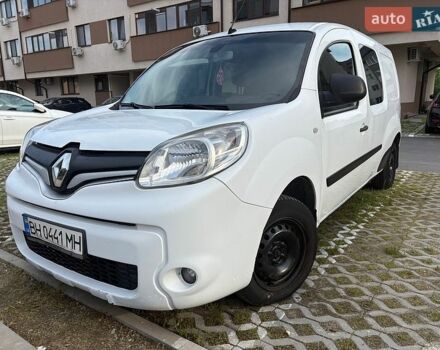 Белый Рено Кенгу, объемом двигателя 1.46 л и пробегом 312 тыс. км за 7600 $, фото 1 на Automoto.ua