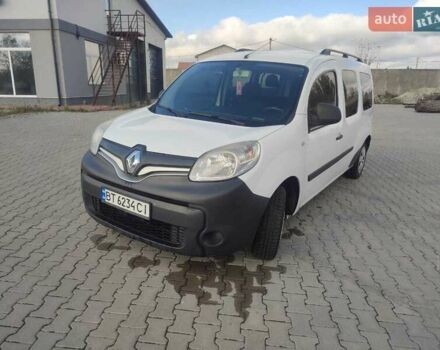 Рено Кєнгу 2013 у Сумах на Automoto.ua Білий Рено Кєнгу, об'ємом двигуна 1.46 л та пробігом 343 тис. км за 8800 $, фото 1 на Automoto.ua