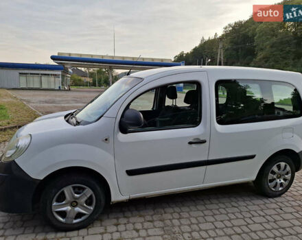 Белый Рено Кенгу, объемом двигателя 1.5 л и пробегом 370 тыс. км за 6300 $, фото 1 на Automoto.ua